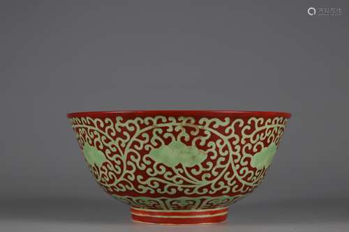 Red and green lotus flower bowl in Ming Dynasty