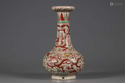 Ming Dynasty red, yellow and green dragon pattern straight b...