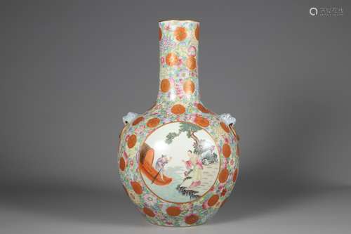 Qing Dynasty pastel figure story celestial bottle