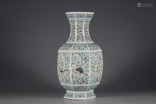 Six square vase with eight treasures pattern of doucai flowe...