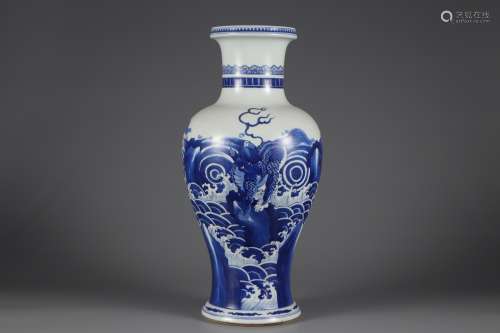 Qing Dynasty blue and white unicorn bottle