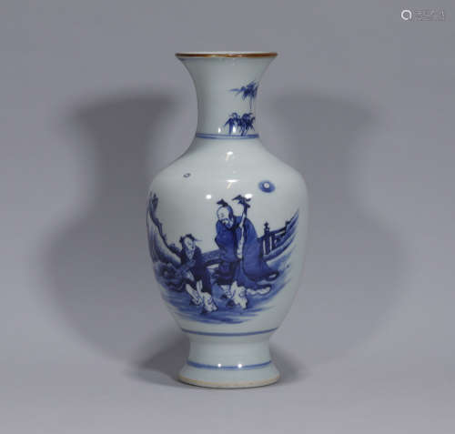 A Blue and White Figural Vase Yongzhen Period