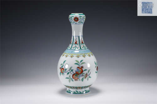 A Doucai Glazed Garlic Head Vase Qianlong Period