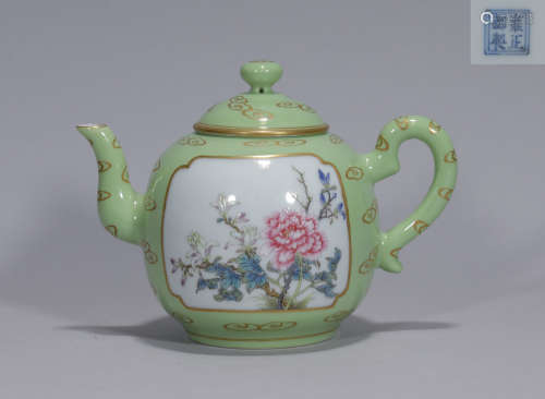 A Famille Rose Teapot Yongzheng Period