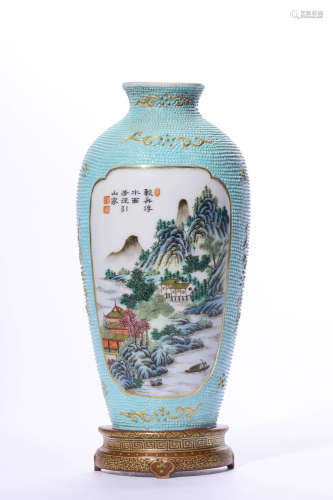 Chinese Famille Rose Porcelain Wall Vase