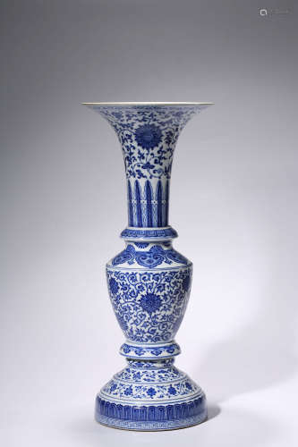 Chinese Blue White Porcelain Gu Vase