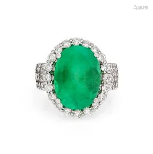 9 Carats Diamond Emerald 18k White Gold Cocktail Ring