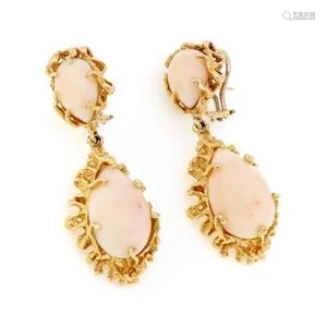 Estate Angel Skin Coral 14k Yellow Gold Drop Dangle