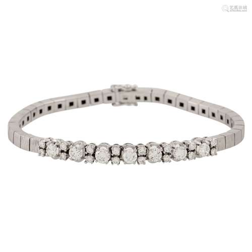 Armband mit Brillanten zus. ca. 2,1 ct,