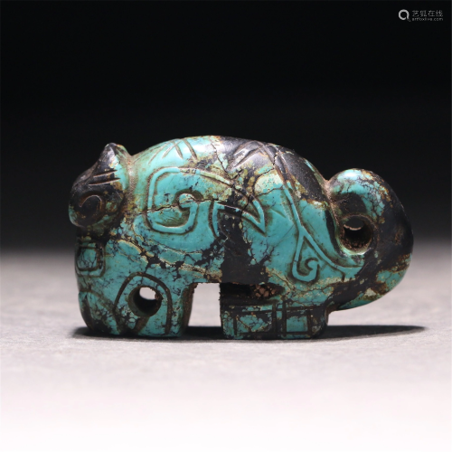 A CHINESE TURQUOISE CARVING OF MYTHICAL BEAST