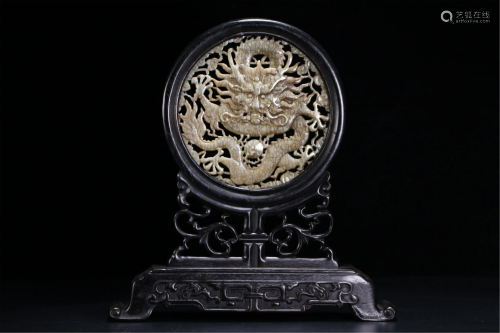 A CHINESE JADE INLAID HARDWOOD TABLE SCREEN