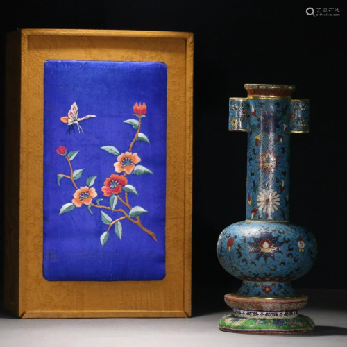 A CHINESE COURT STYLE CLOISONNE ARROW VASE
