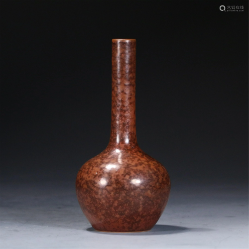 A CHINESE FLAMBE GLAZED PORCELAIN VASE