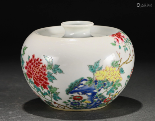 A CHINESE FAMILLE ROSE APPLE SHAPED ZUN VASE