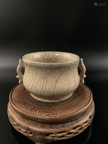 Chinese Guan Type Porcelain Censer