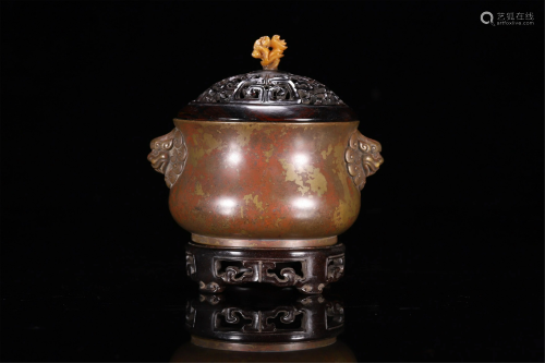 A CHINESE INCENSE BURNER WITH DOUBLE LIONG HANDLES