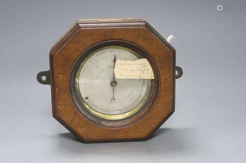 An Edwardian oak cased travelling aneroid barometer, height ...