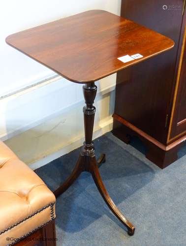 A Regency style mahogany tripod wine table, 42.5 cm wide, 38...