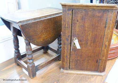 19th century oak corner cupboard, 55 cm high and oak drop si...