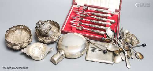 Assorted small silver including a sterling hip flask, cased ...