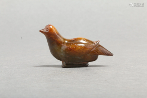 A CHINESE BIRD SHAPE JADE CARVING