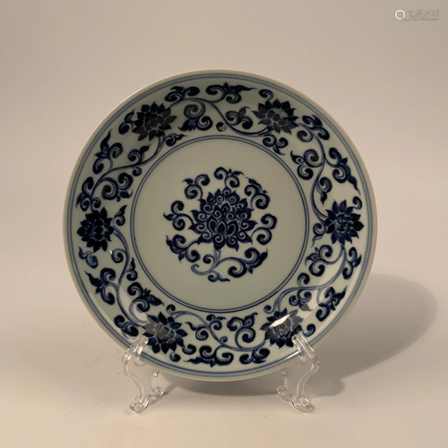 Chinese Ming Blue and White Dish Xuande Mark