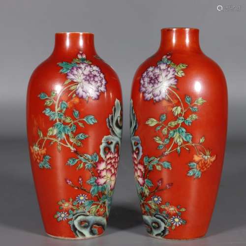 Chinese A Pair Of Qing Dynasty Qianlong Famille Rose Porcela...