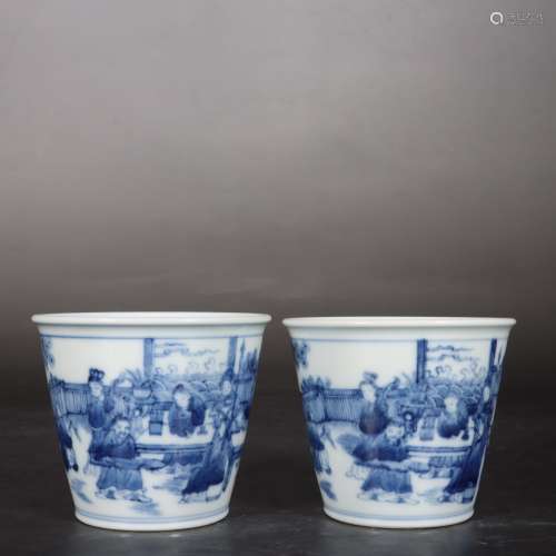 Chinese A Pair Of Qing Dynasty Qianlong Blue And White 