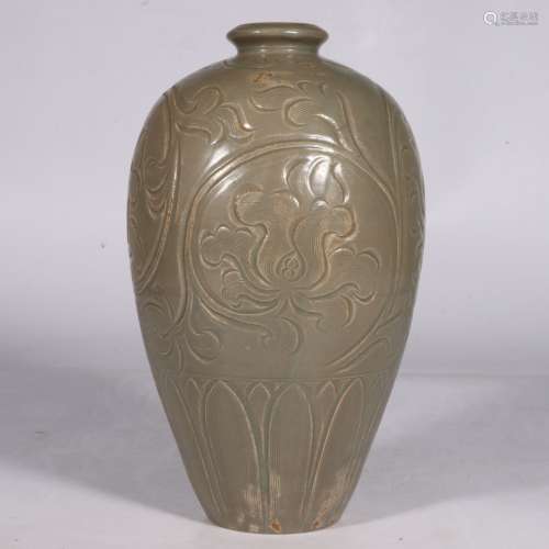 Chinese Yaozhou Kiln Porcelain Plum Bottle