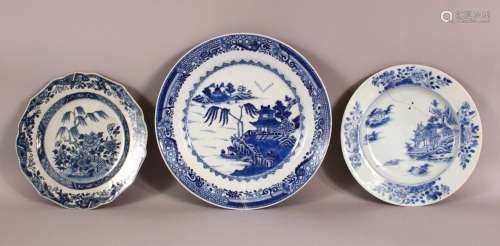 THREE 18TH / 19TH CENTURY BLUE & WHITE PORCELAIN PLATES - ea...