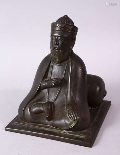 AN 18TH/19TH CENTURY BRONZE SEATED FIGURE OF A SCHOLAR, on a...