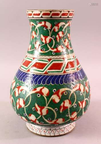A TURKISH OTTOMAN 18TH CENTURY IZNIK VASE, with green and re...