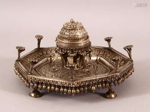 A FINE 19TH CENTURY INDIAN SILVER OCTAGONAL SHAPED SPICE BOX...