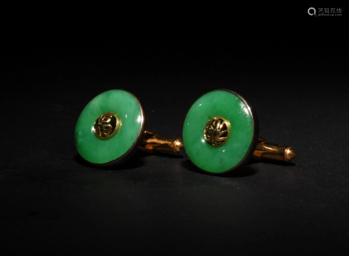 Chinese Pair of 18K Gold Earrings with Jadeite