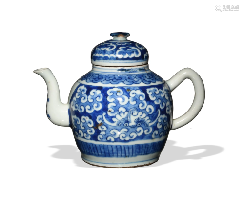 Chinese Blue and White Teapot, Early 19th Century