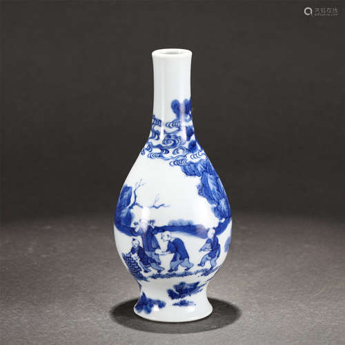 A BLUE AND WHITE FIGURAL VASE