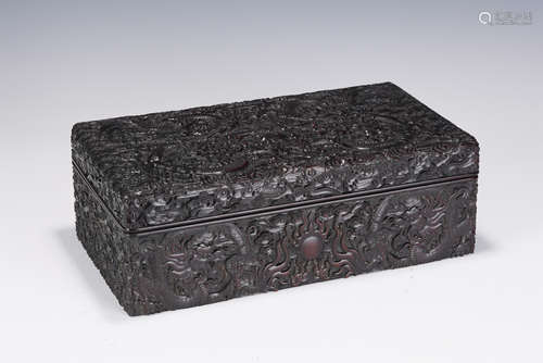 A FINELY CARVED ROSEWOOD ZITAN DRAGON BOX