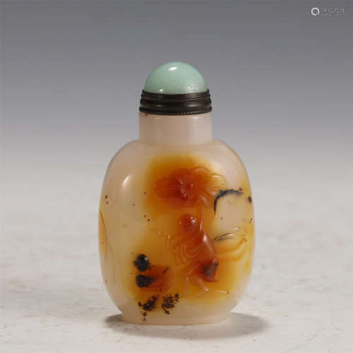 A CARVED AGATE SNUFF BOTTLE SUZHOU SCHOOL