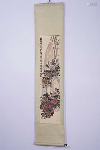 A CHINESE PAINTING HANGING SCROLL OF CHRYSANTHEMUM