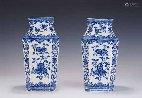 PAIR BLUE AND WHITE FRUITS VASES