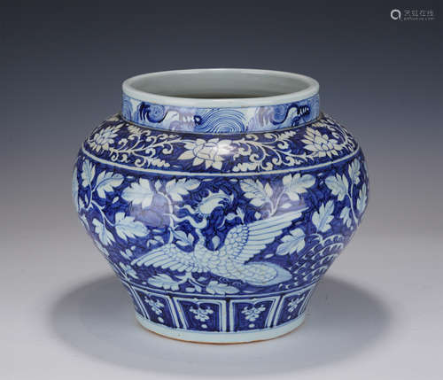 A BLUE AND WHITE PHOENIX JAR