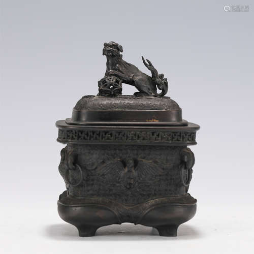 A BRONZE BEAST CENSER WITH COVER