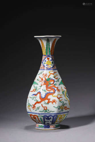 A Famille Verte Dragon And Phoenix Octagonal Pear-Shaped Vas...