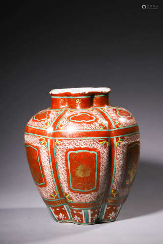 A Coral Red Glaze And Gilt Decorated Melon-Shaped Jar
