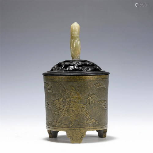 A BRONZE DRAGON CENSER WITH JADE FINIAL