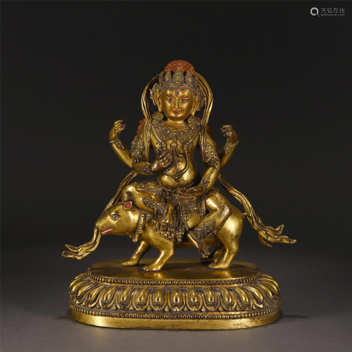 A GILT-BRONZE SEATED MULTI HANDS PROTECTOR