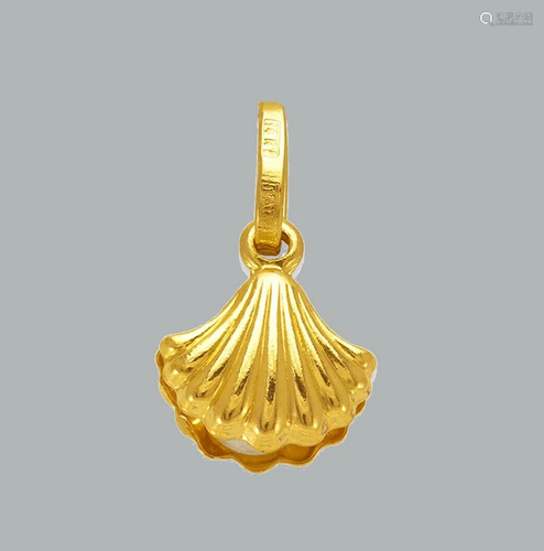 14K YELLOW GOLD CLAM SHELL WITH PEARL PENDANT / CHARM