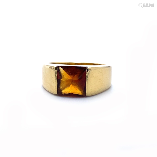 Cartier 18 Carat yellow Gold Citrine Tank Ring