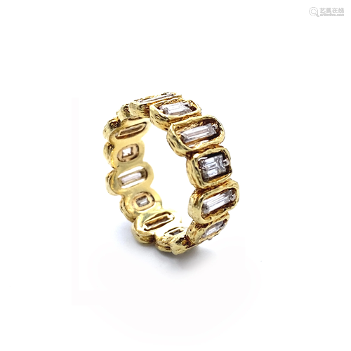 Designed Diamonds & 18k Gold Ring