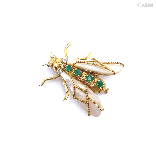 CHAUMET 1960 PARIS Diamonds, Emeralds 18k Bug Pin